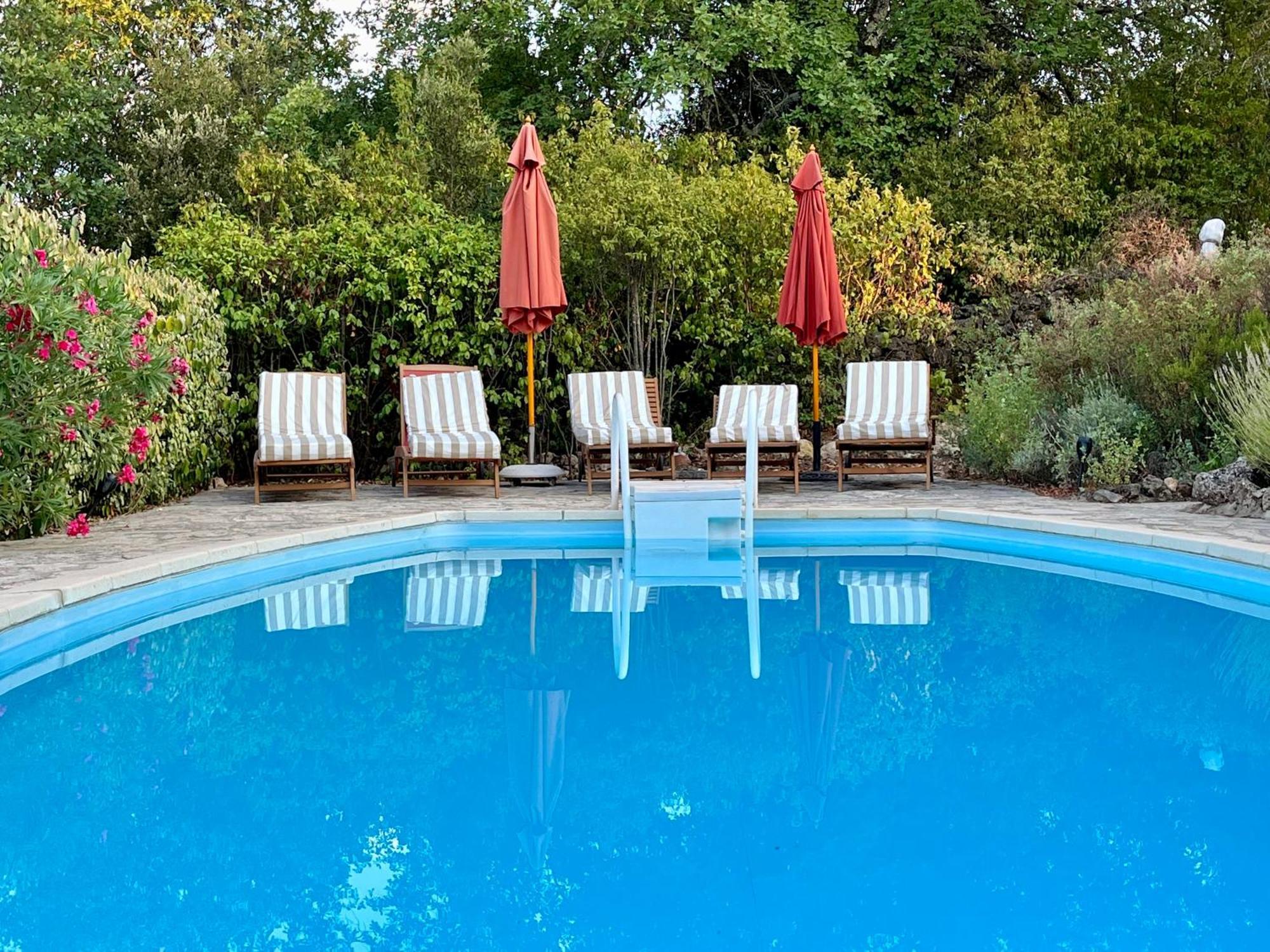 La Parenthese Du Var - Chambre D'Hotes Petits Dejeuners Inclus Et Terrasse Ombragee Saint-Antonin-du-Var エクステリア 写真